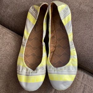 Lucky Brand flats size 8.5M